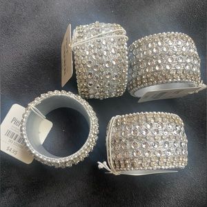 4 rhinestone napkin rings.